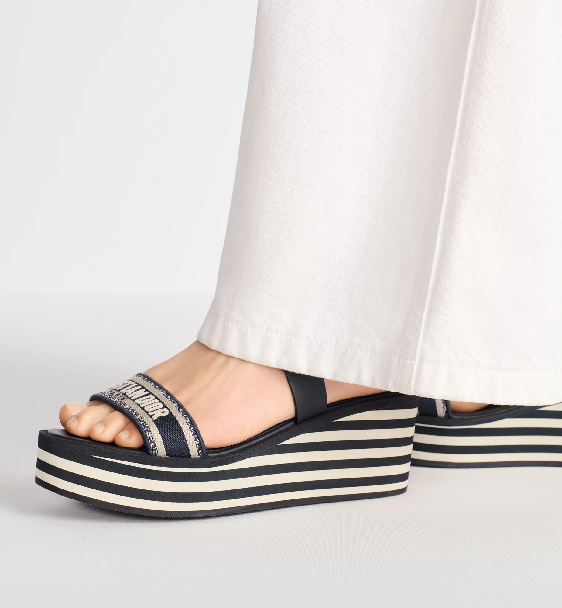 Dior Dway Wedge Sandal - Image 5